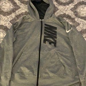 boys nike dri fit hoodie